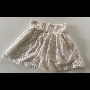 Lace skirt